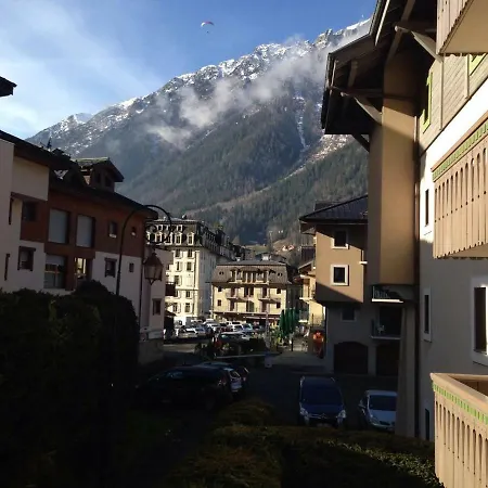 La Ginabelle Apartament *